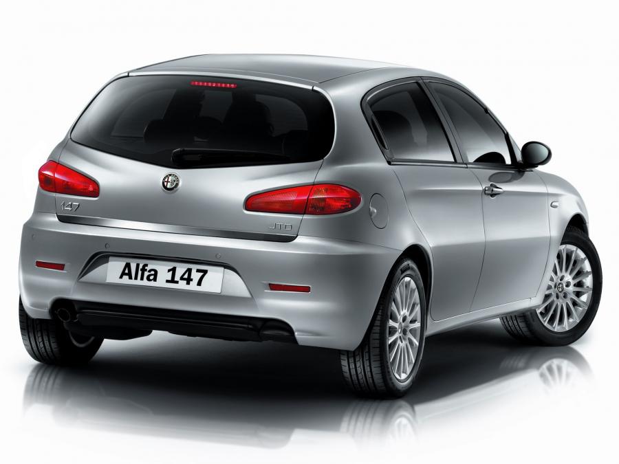  Alfa Romeo 147 5-Door (937B) 2004 года  (фото 18 из 19)